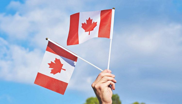 مزایای کارت اقامت دائم کانادا