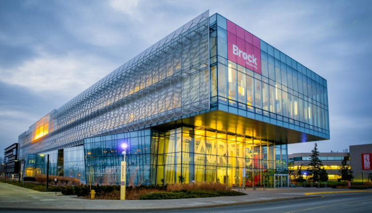 دانشگاه براک کانادا