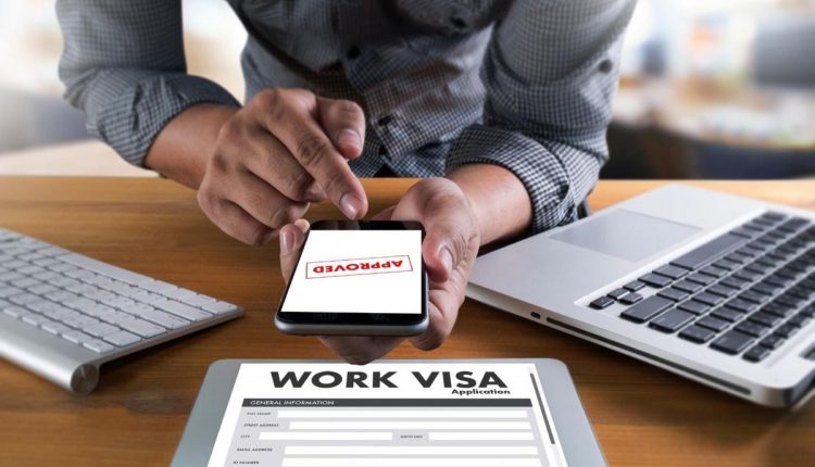 تبدیل ویزای تحصیلی به ویزای کار در کانادا